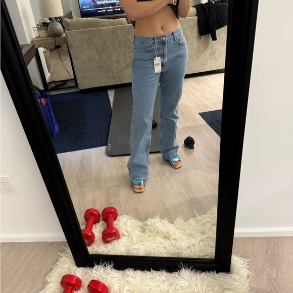 Straight leg mid rise jeans - mango - brand new - Picture 1 of 6